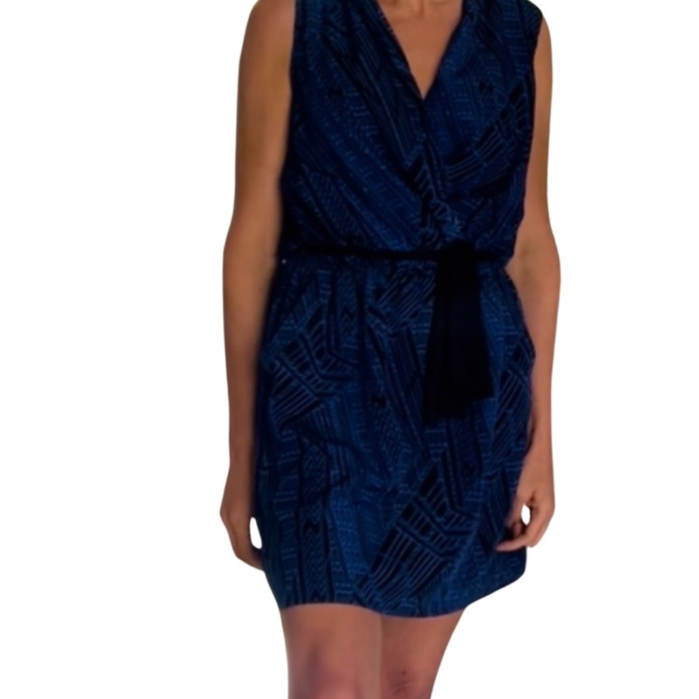 Elegant Navy Patterned Dress